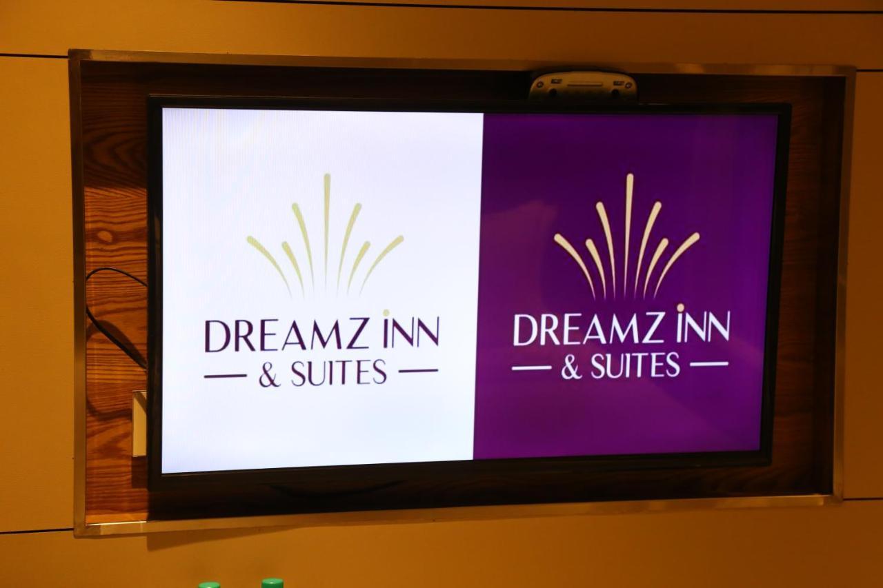 Dreamz Inn & Suites Zirakpur Екстериор снимка